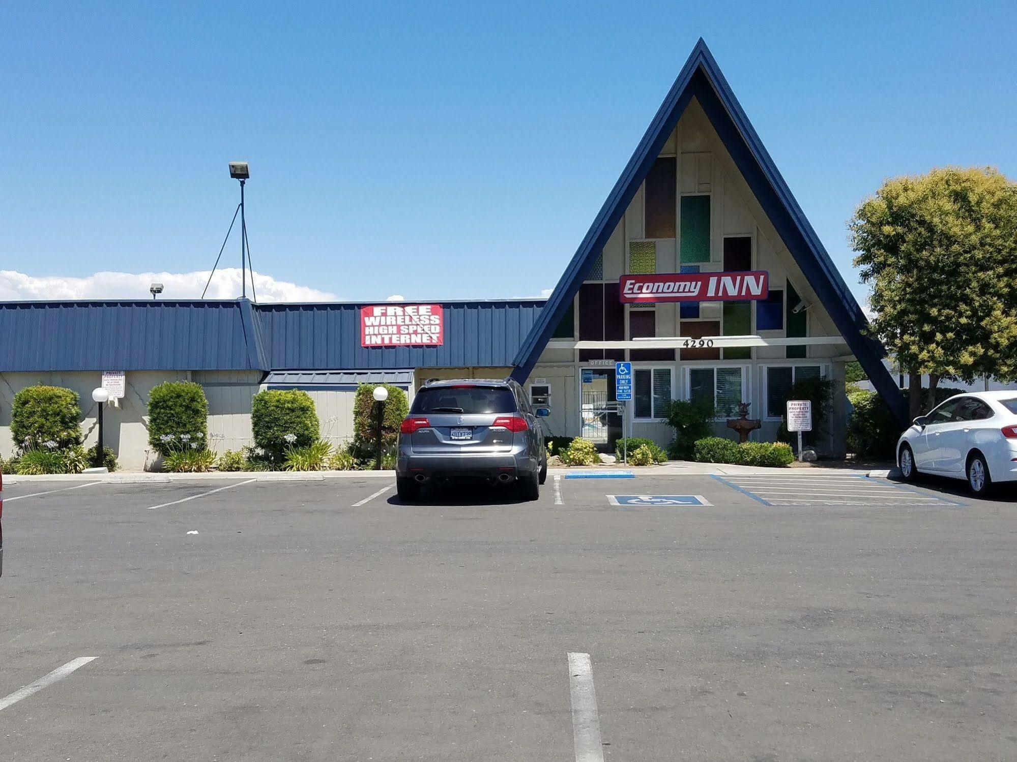 Economy Inn Фресно Екстериор снимка