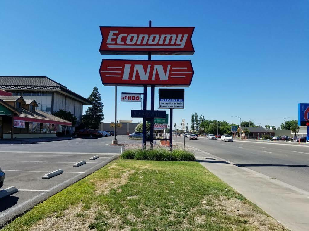 Economy Inn Фресно Екстериор снимка